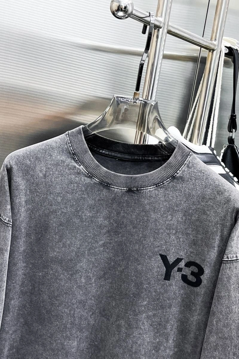Bold Y-3 T-Shirts 158929