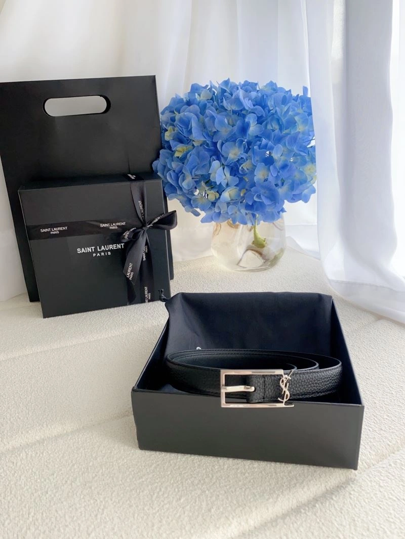 YSL Belts Effortless 305928