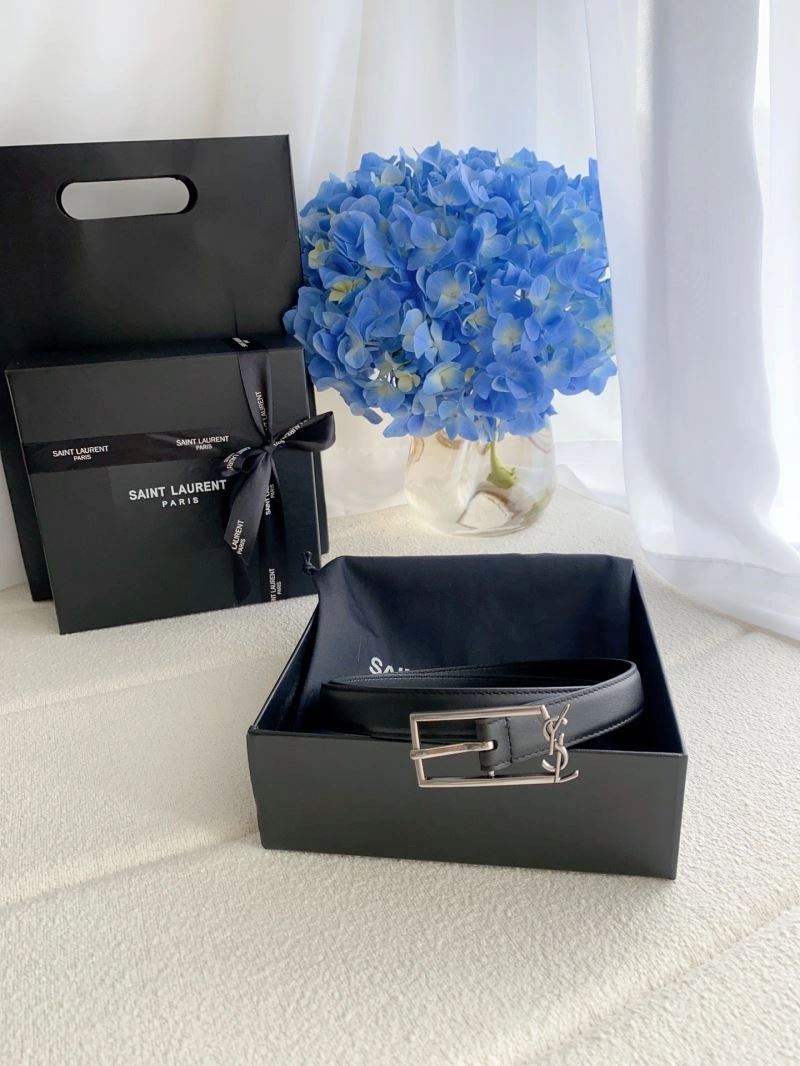 YSL Belts Effortless 305934