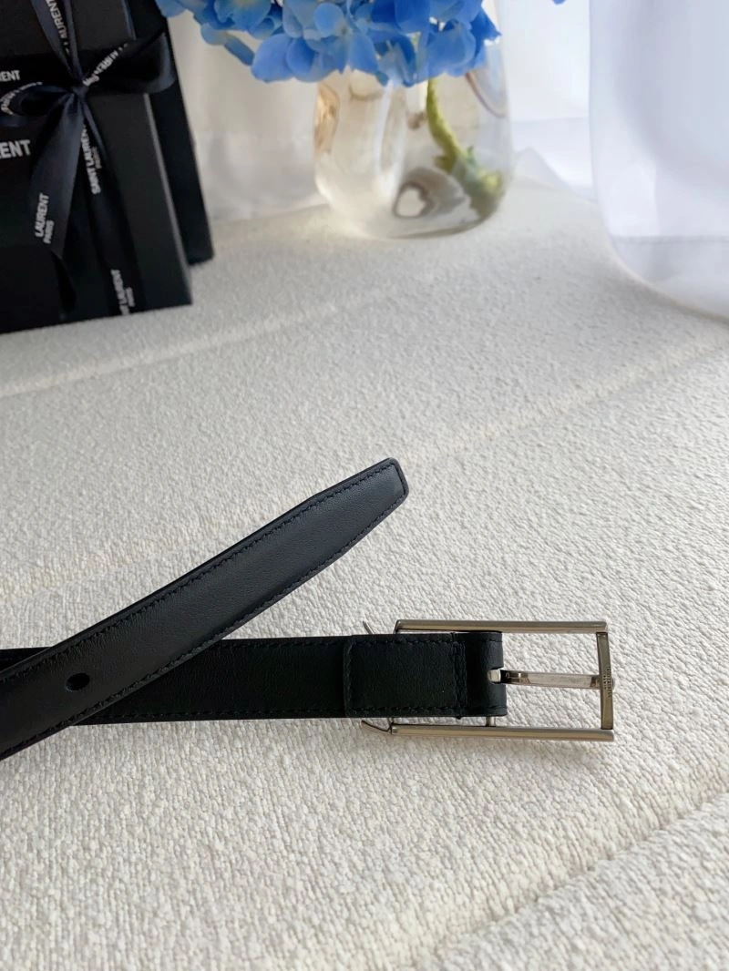 YSL Belts Effortless 305934