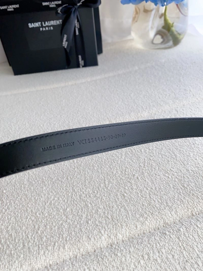 YSL Belts Effortless 305934