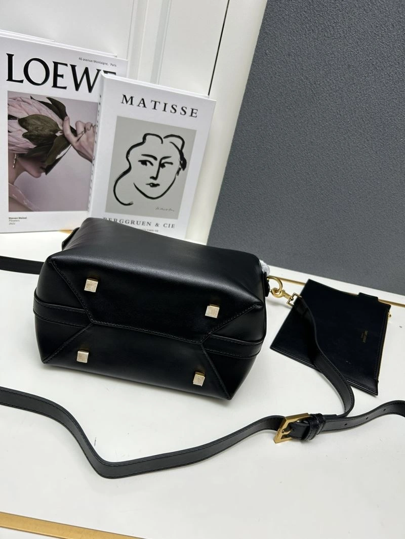 Minimalist YSL Bucket Bags 81856