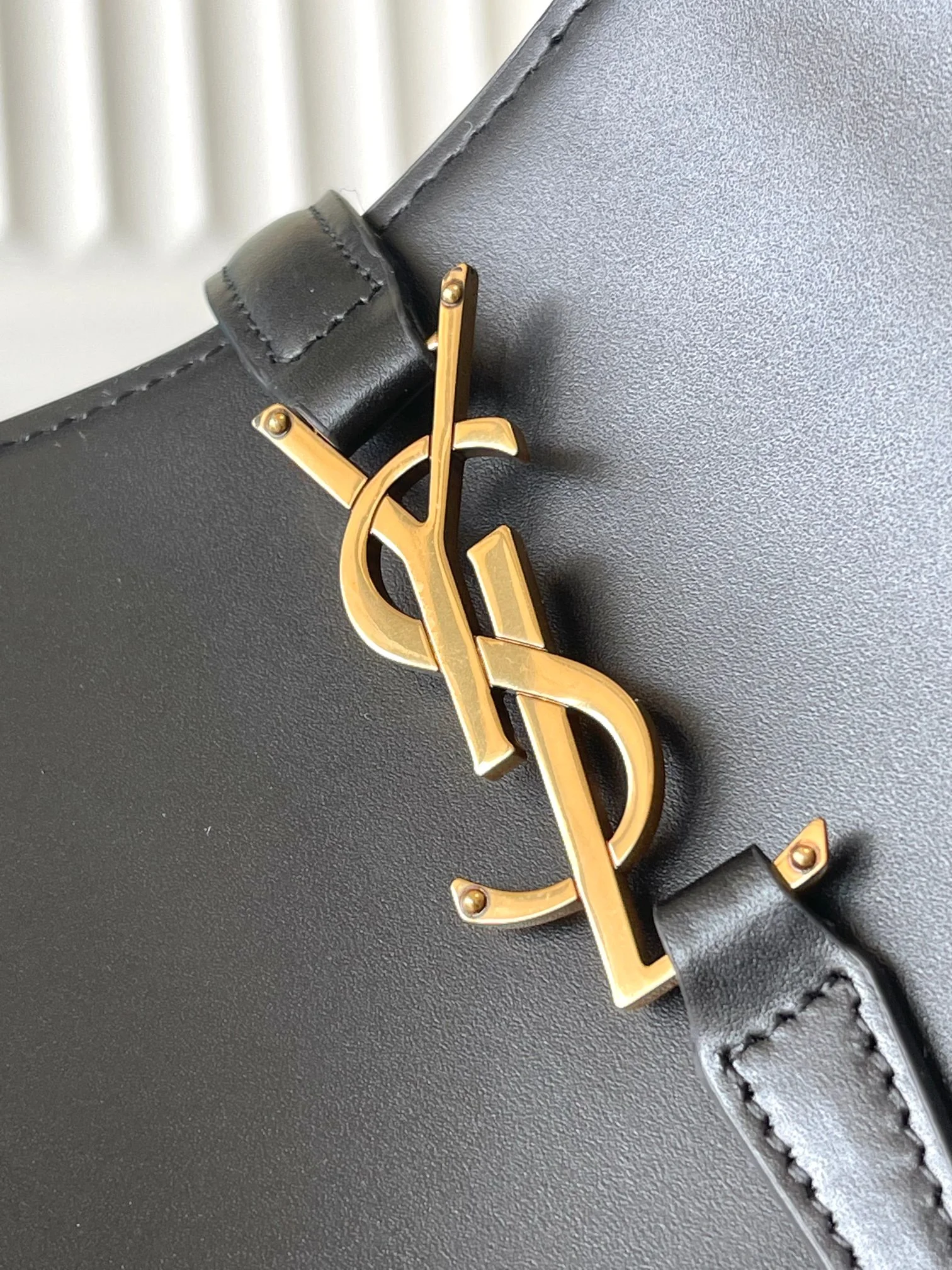 YSL Bucket Bags Lightweight 37710
