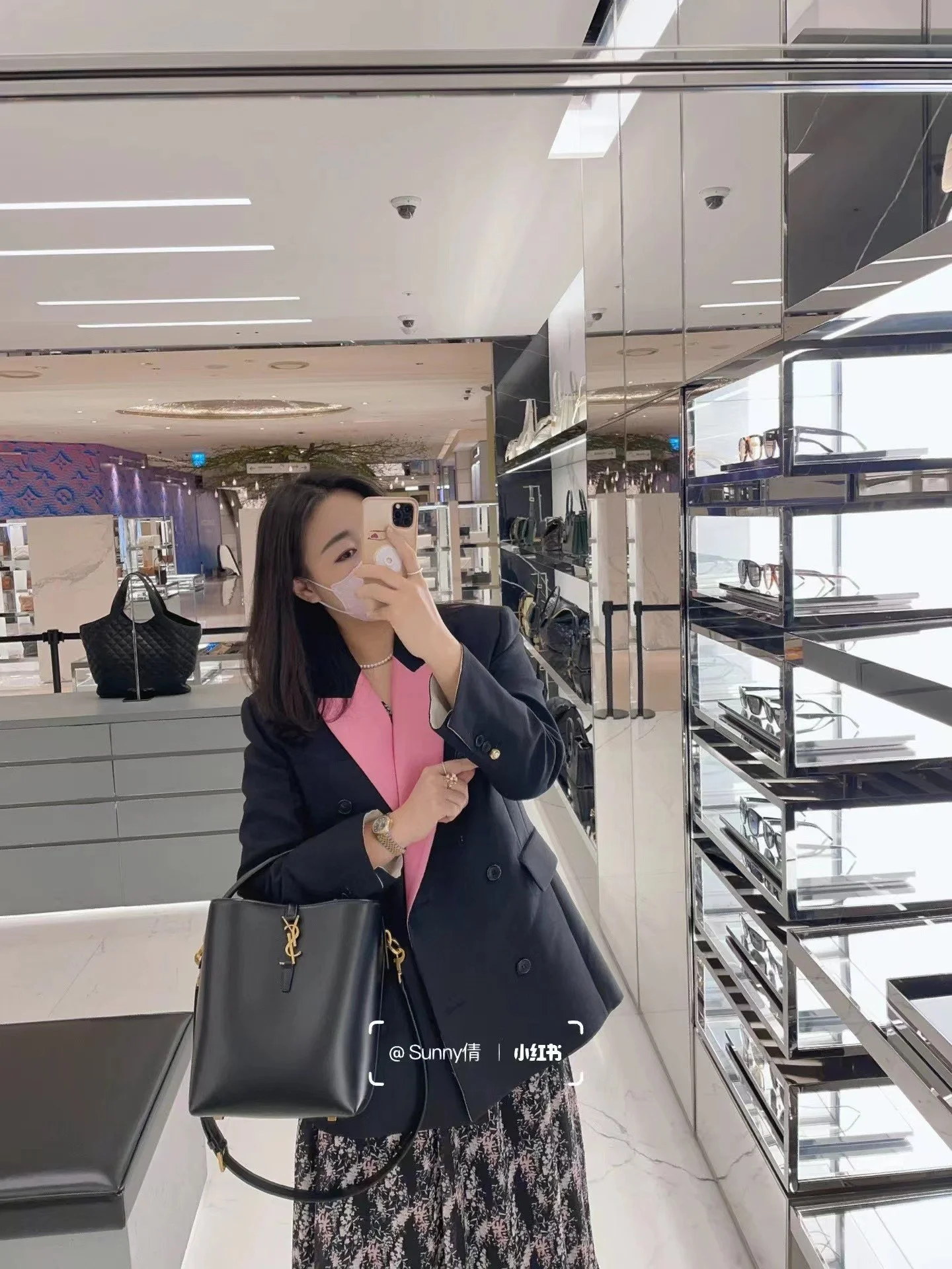 YSL Bucket Bags Lightweight 37710