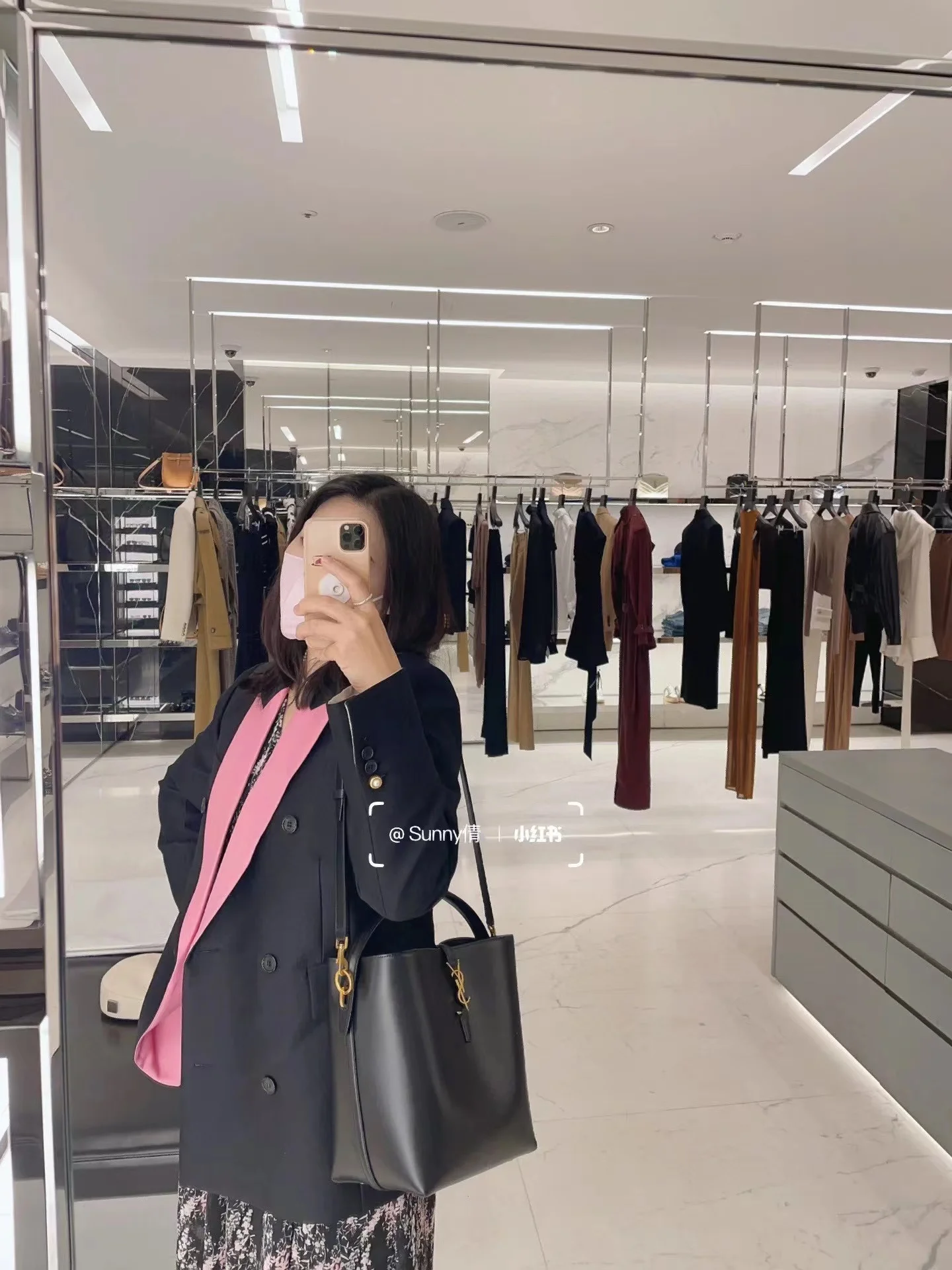 YSL Bucket Bags Lightweight 37710