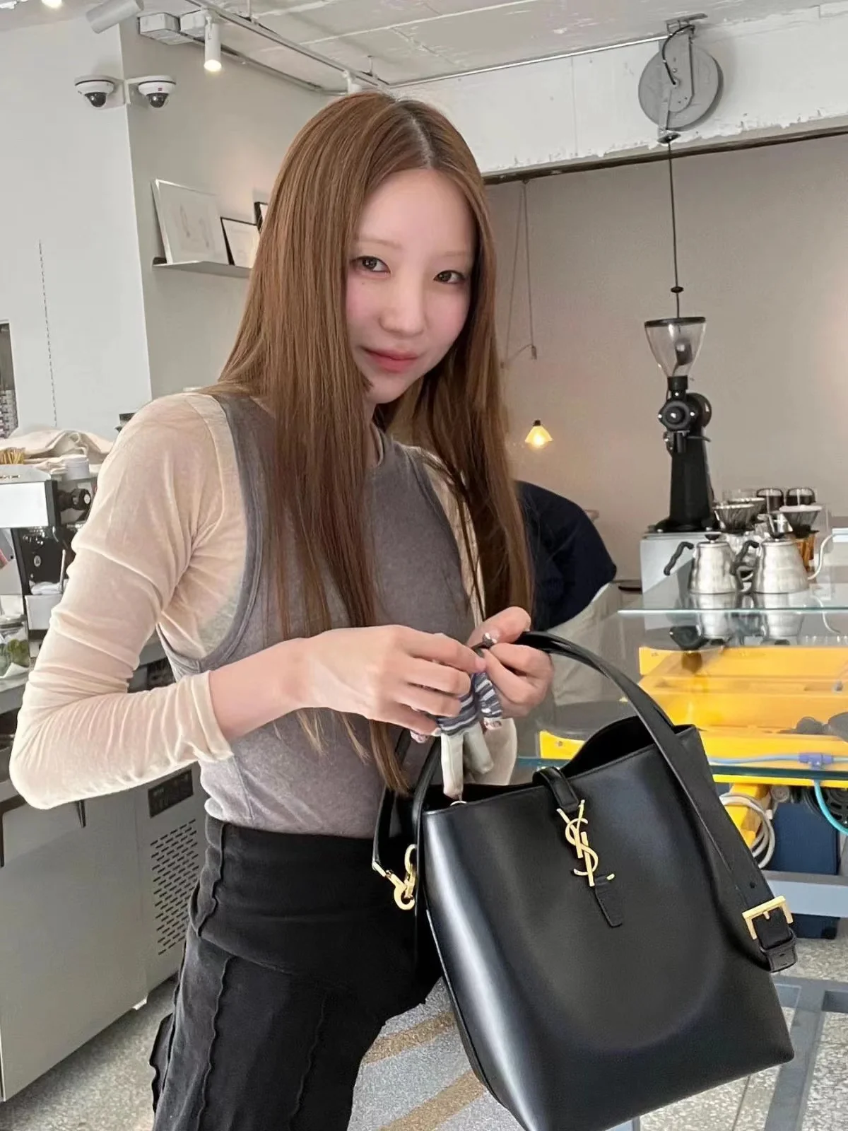 YSL Bucket Bags Lightweight 37710