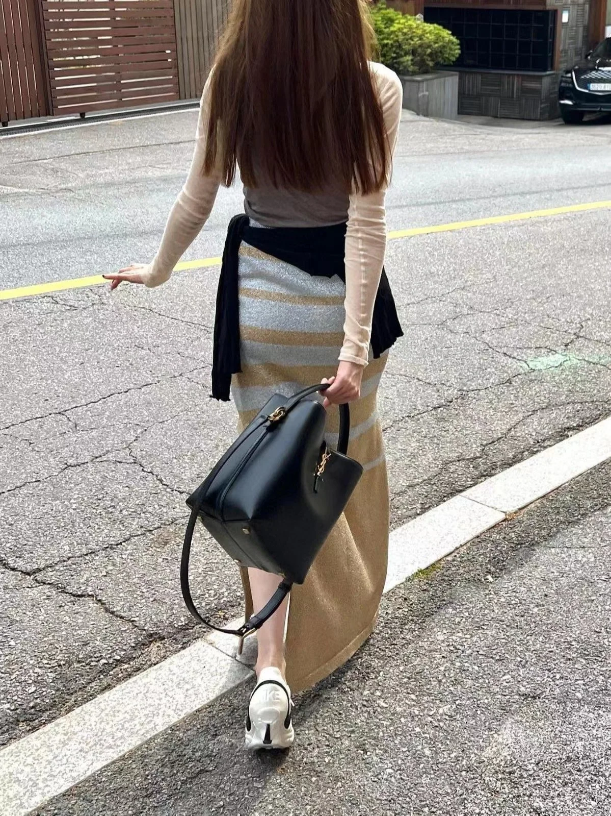 YSL Bucket Bags Lightweight 37710