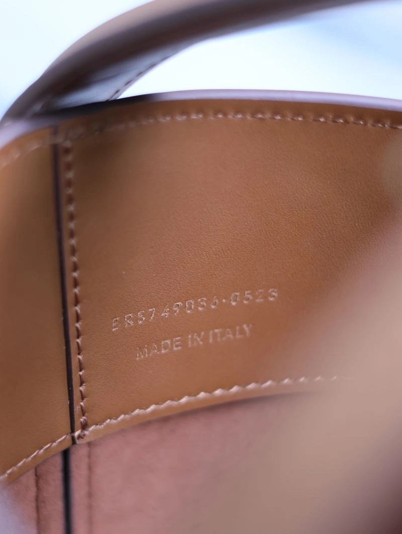 Modern YSL Bucket Bags 63706