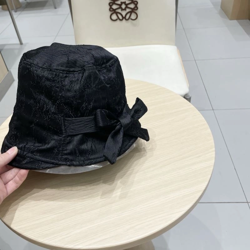 Sustainable YSL Caps 256982