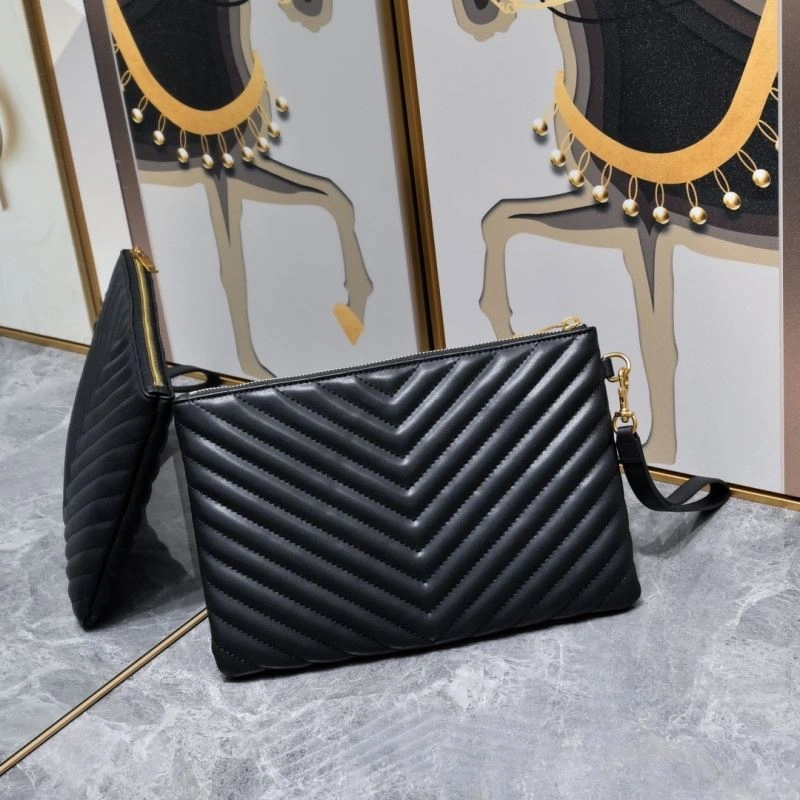 Seasonal YSL Clutch Bags 86697