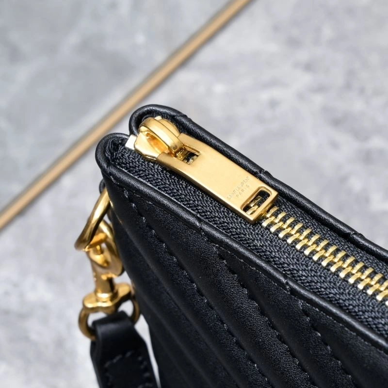 Seasonal YSL Clutch Bags 86697