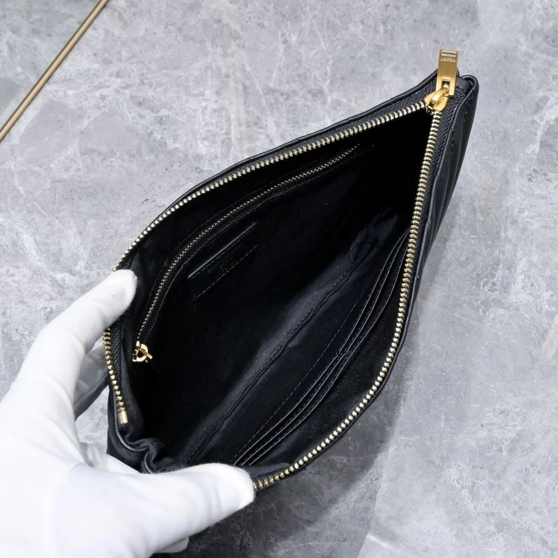 Seasonal YSL Clutch Bags 86697