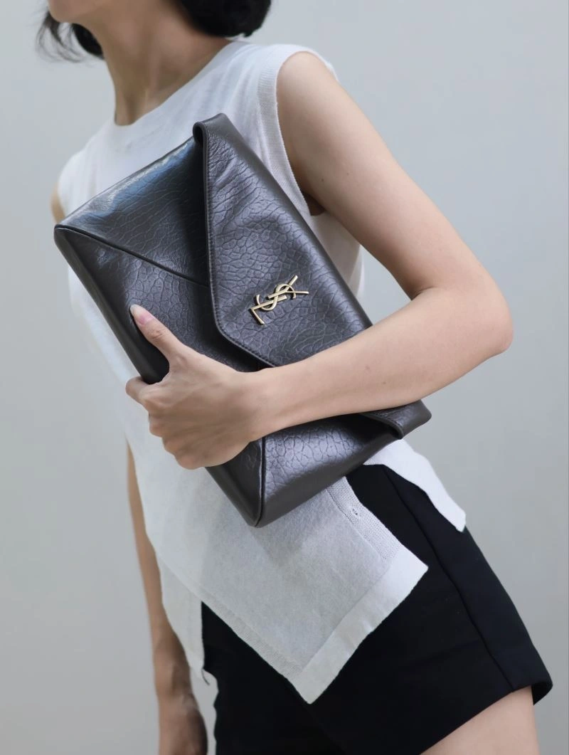 Durable YSL Clutch Bags 63137