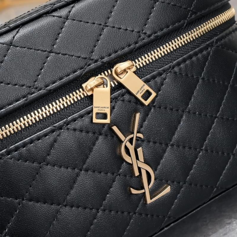 YSL Cosmetic Bags Effortless 86657