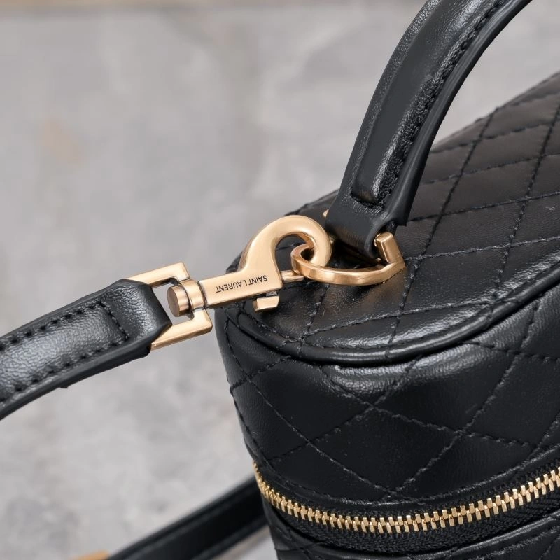 YSL Cosmetic Bags Effortless 86657