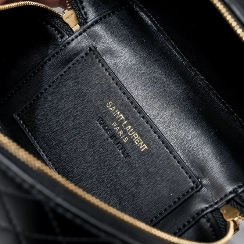YSL Cosmetic Bags Effortless 86657
