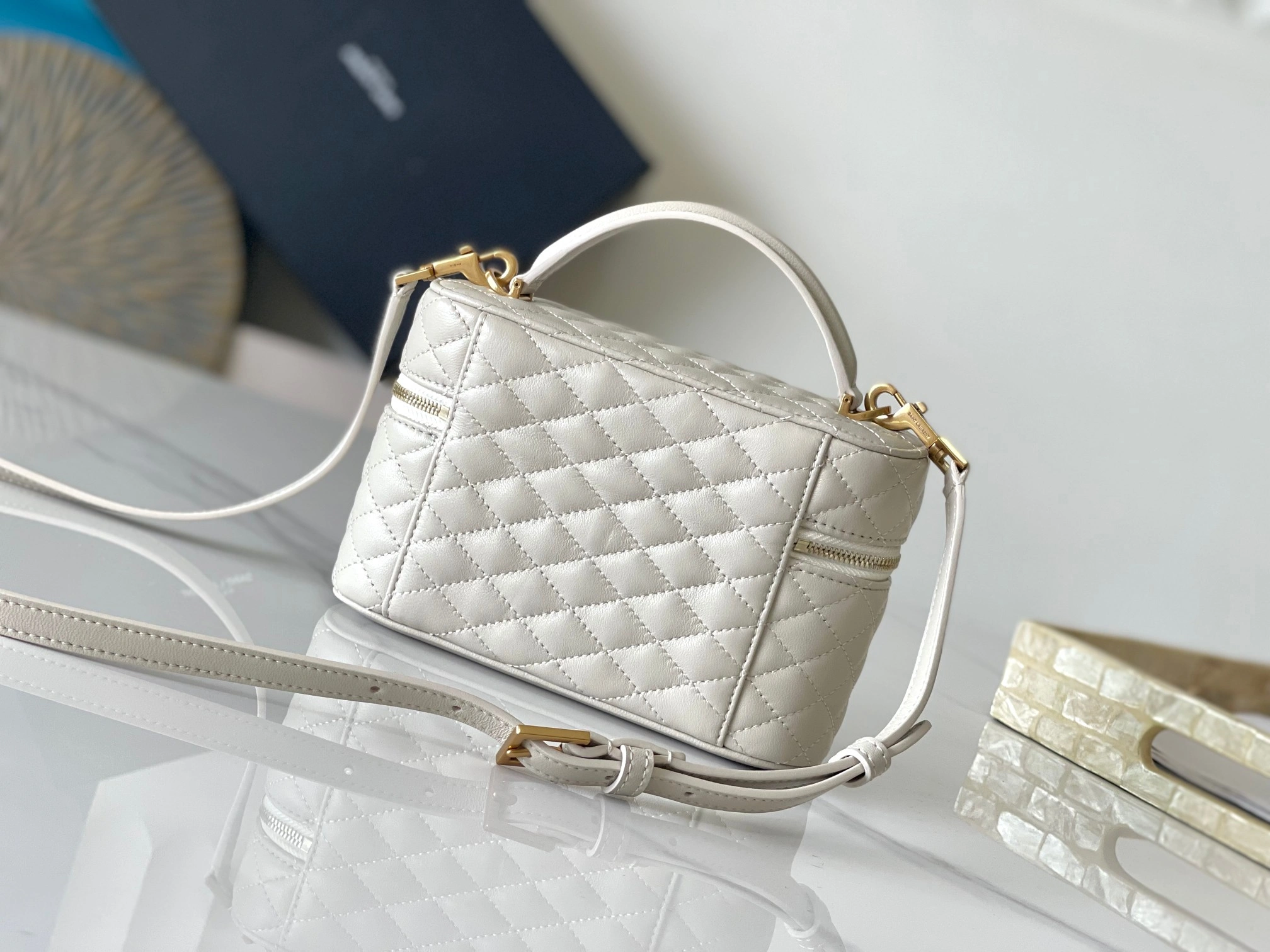YSL Cosmetic Bags Resilient 71784