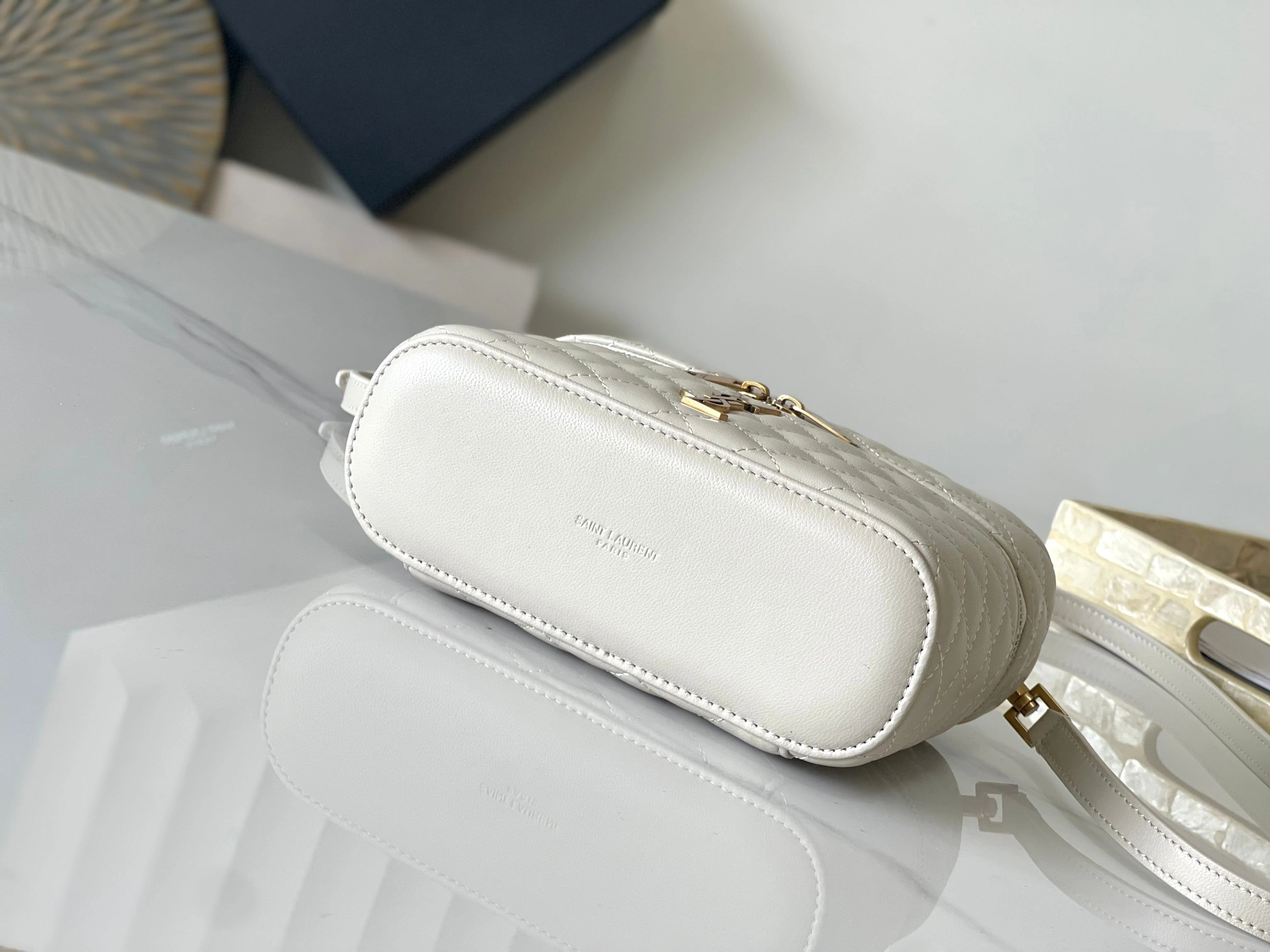 YSL Cosmetic Bags Resilient 71784