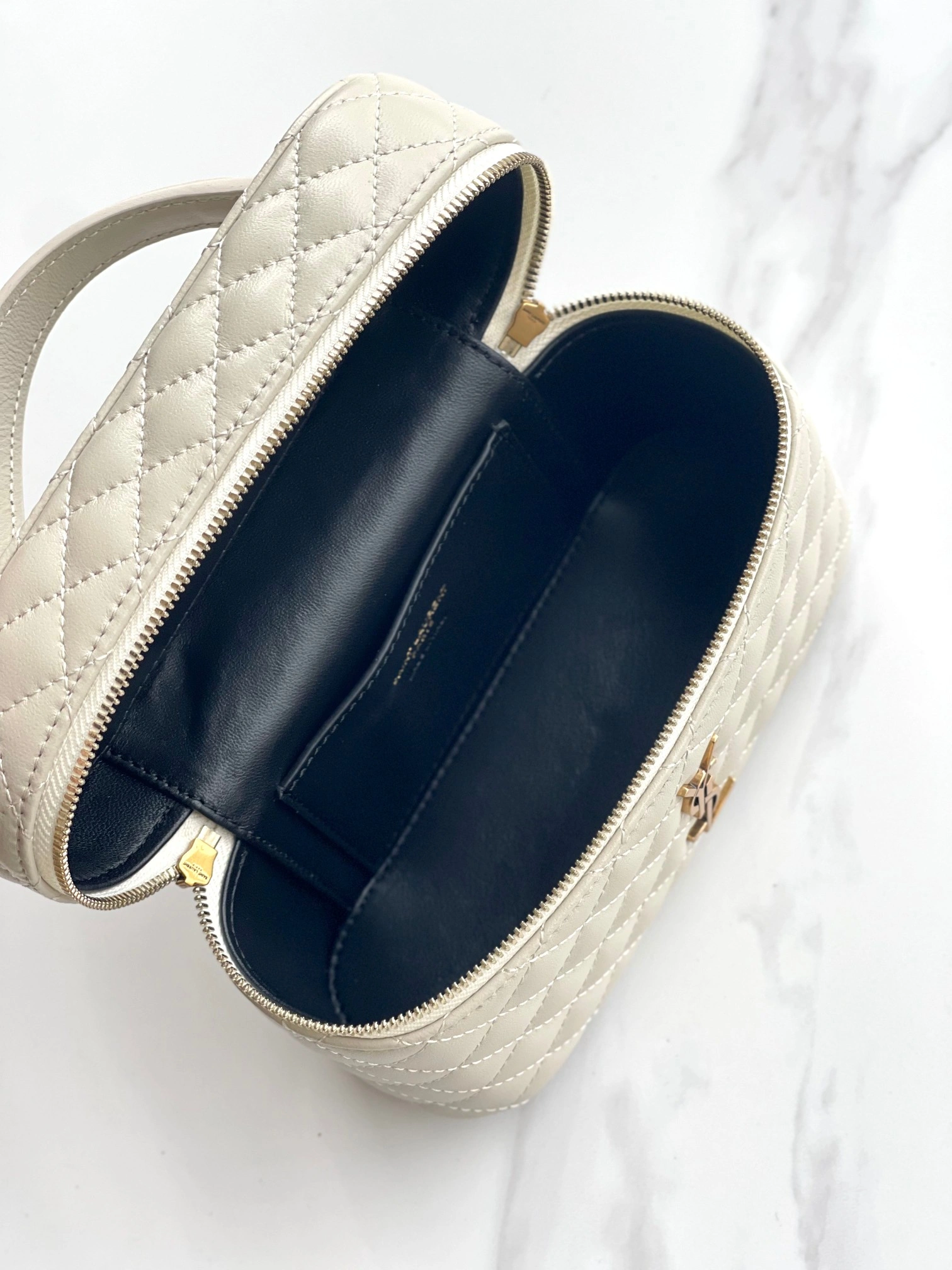 YSL Cosmetic Bags Resilient 71784