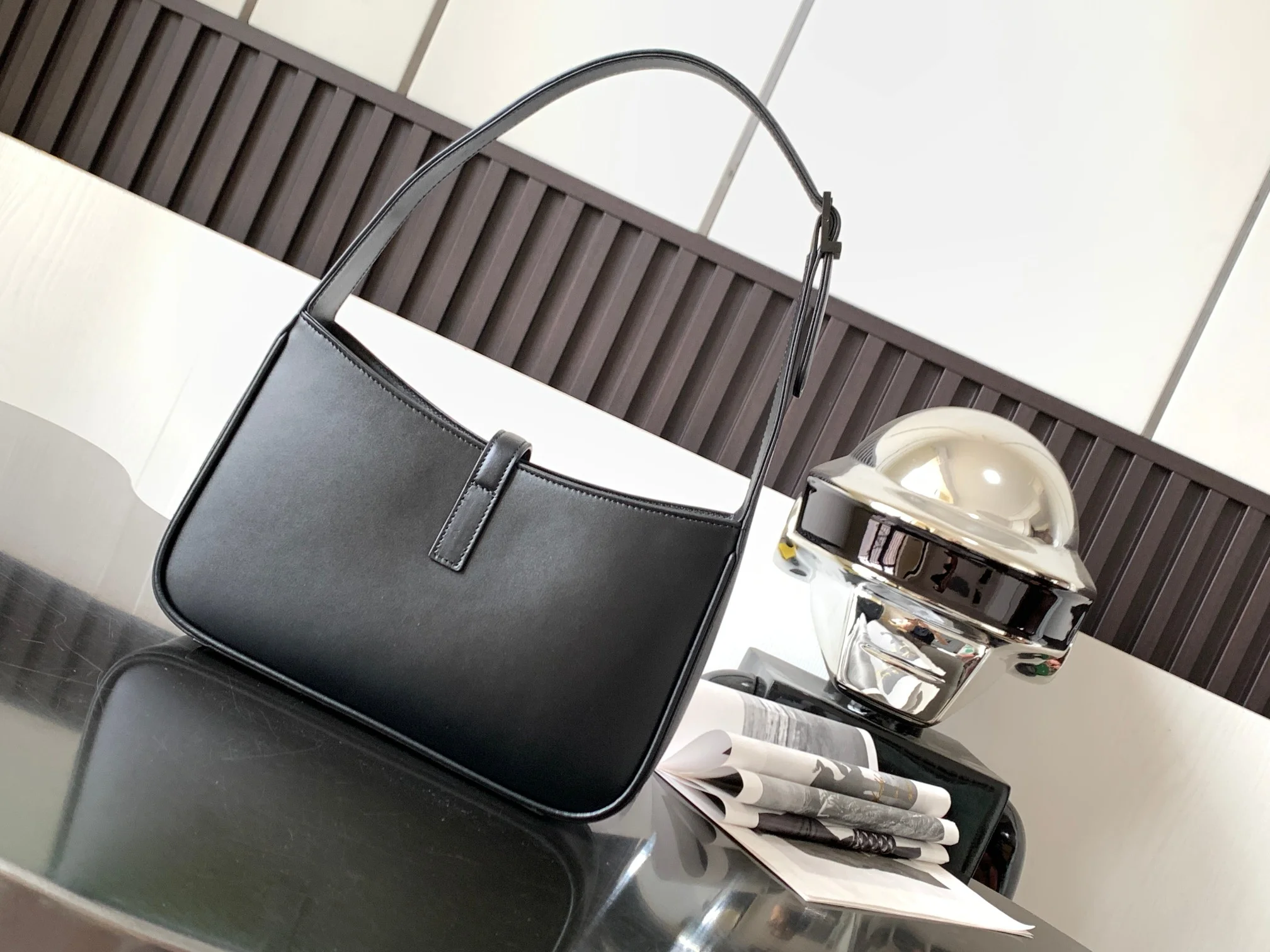 Bold YSL Hobo Bags 37722