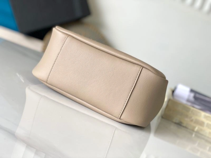 YSL Hobo Bags Bold 64739