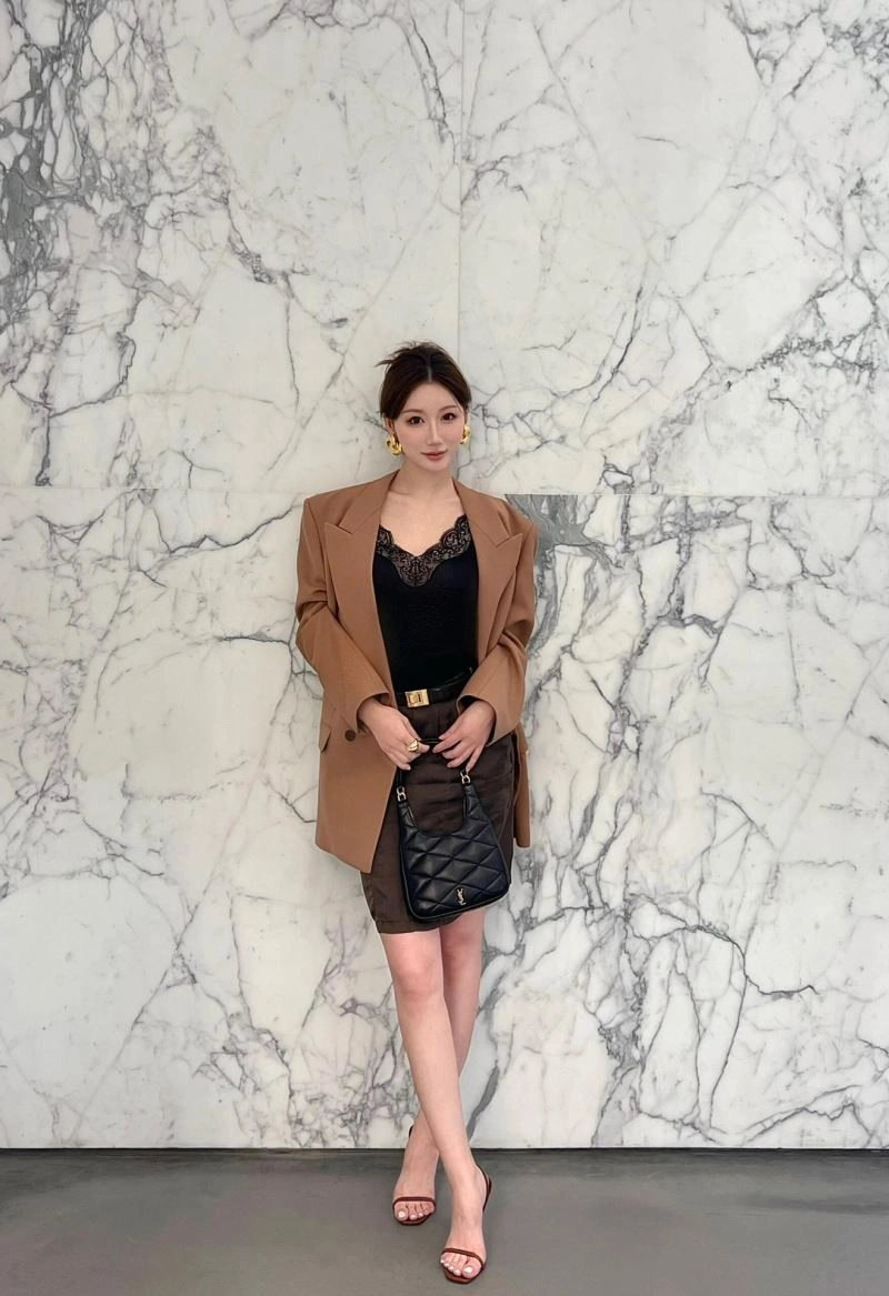 YSL Hobo Bags Versatile 64735