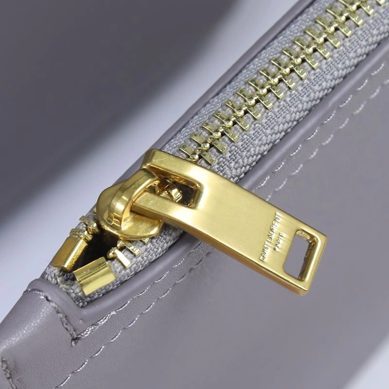 Minimalist YSL Shopping Bags 84913