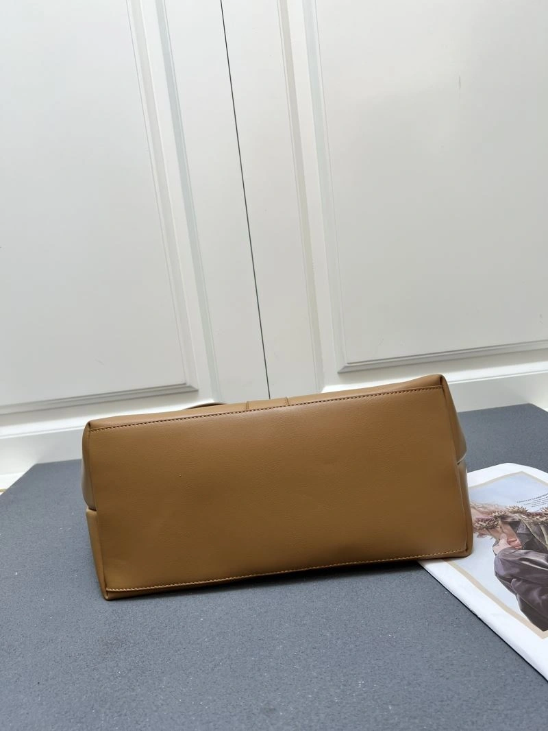 EyeCatching YSL Shopping Bags 81562