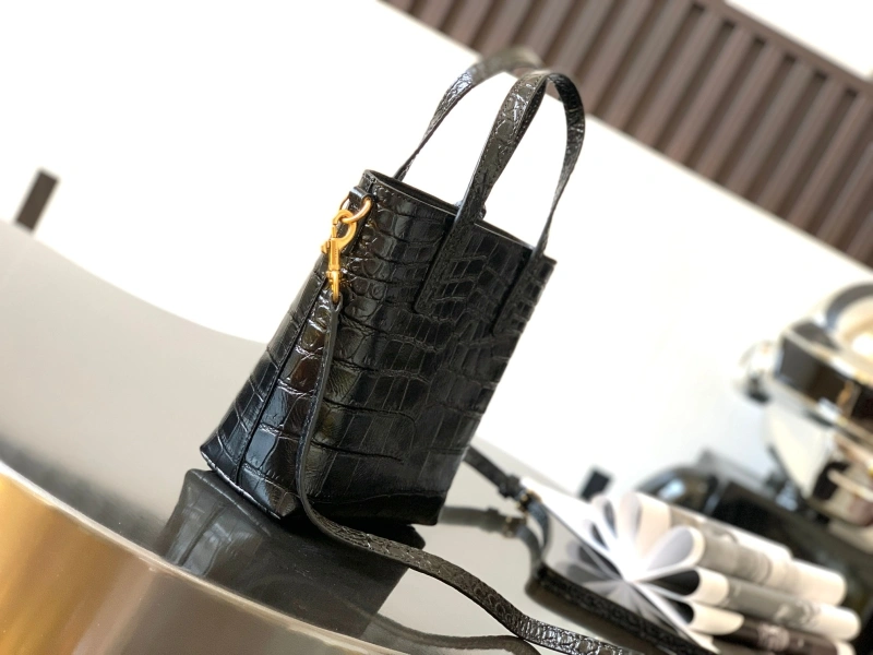 Functional YSL Shopping Bags 78095