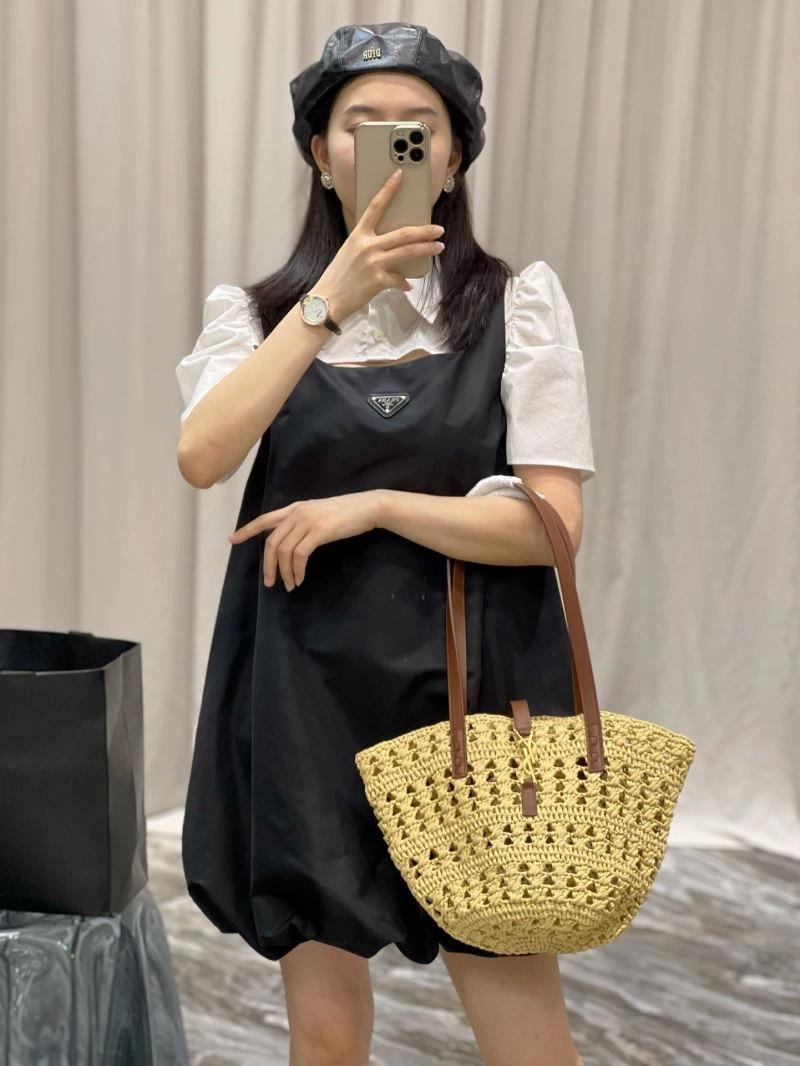 Compact YSL Shopping Bags 63235