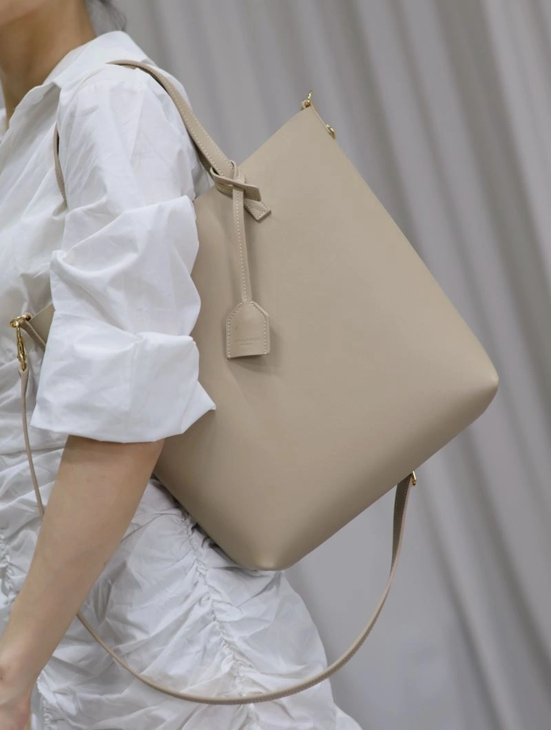 YSL Shopping Bags TechFriendly 63237
