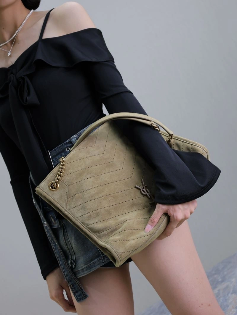 Supportive YSL Shopping Bags 63024