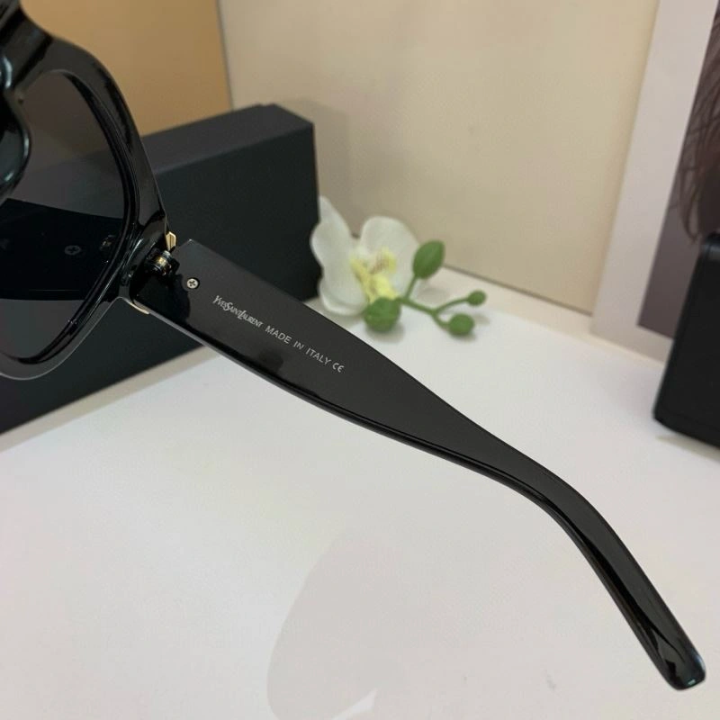 YSL Sunglasses Versatile 282701