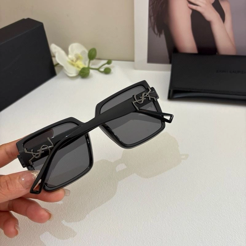 Fashionable YSL Sunglasses 282658