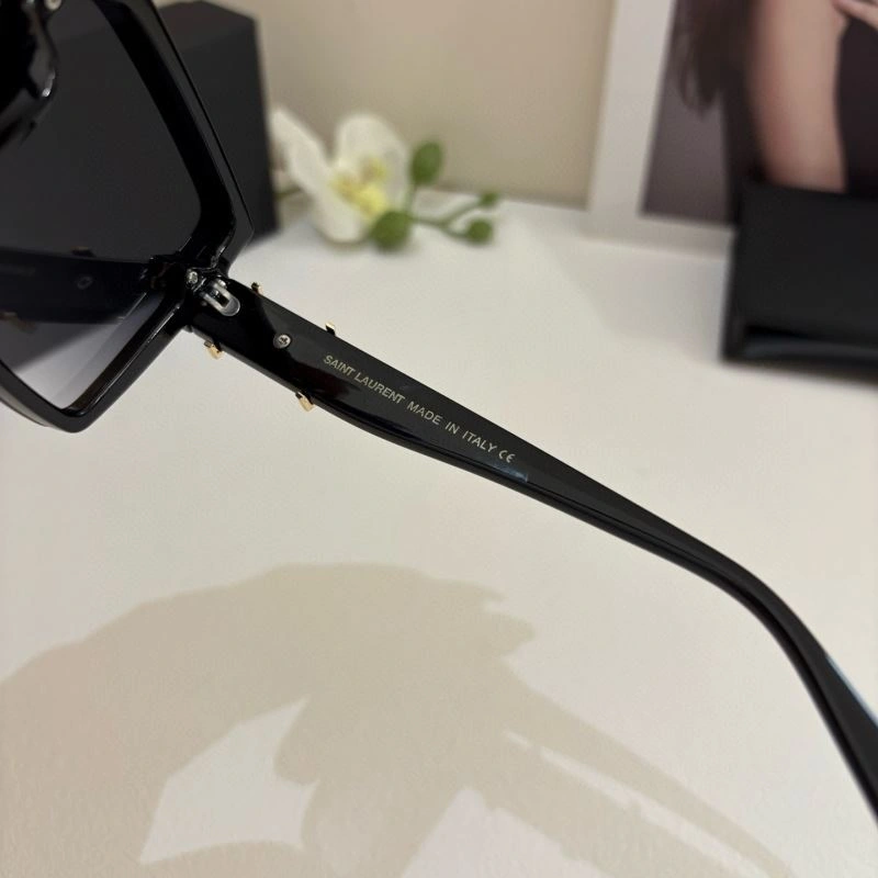 YSL Sunglasses WellDesigned 282665