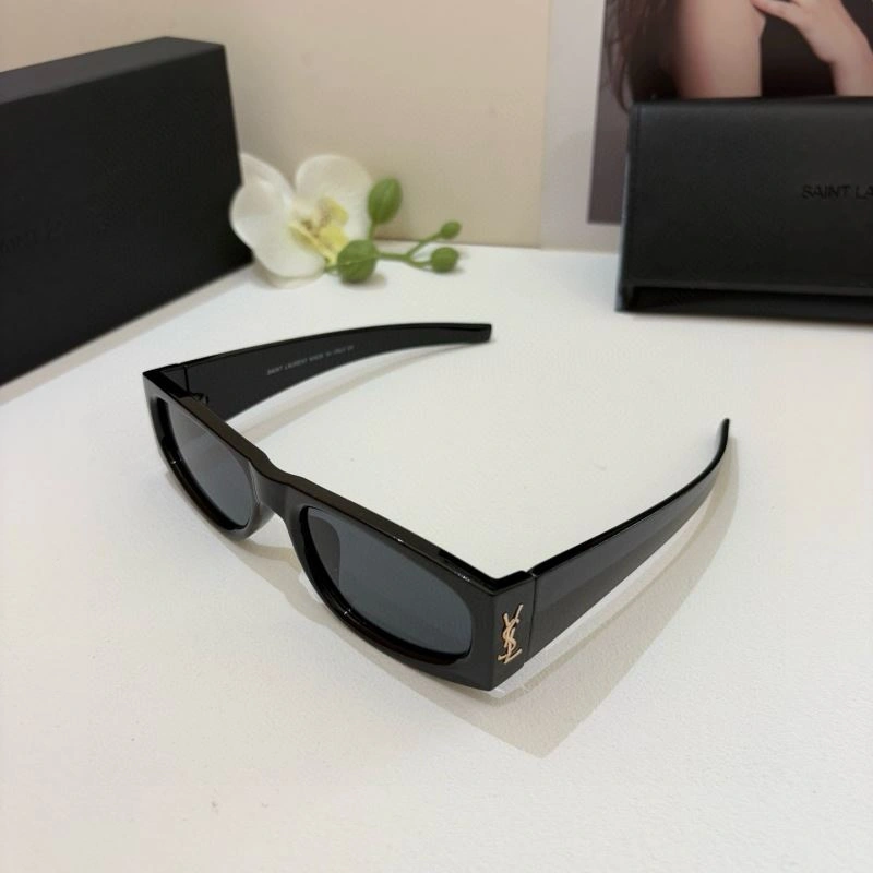 YSL Sunglasses Sporty 282662