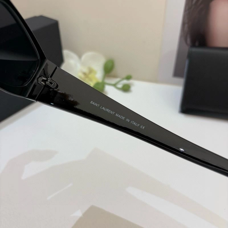 YSL Sunglasses Sporty 282662