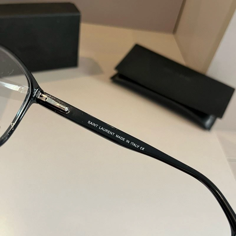YSL Sunglasses Compact 282705