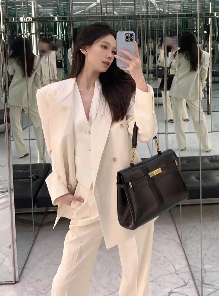 Lightweight YSL Top Handle Bags 63231