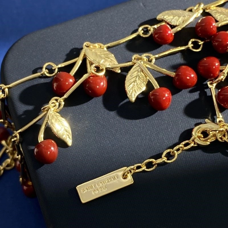 Contemporary Ysl Bracelets 209494