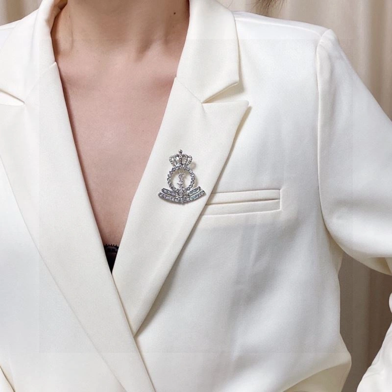 ModernLook Ysl Brooches 212708
