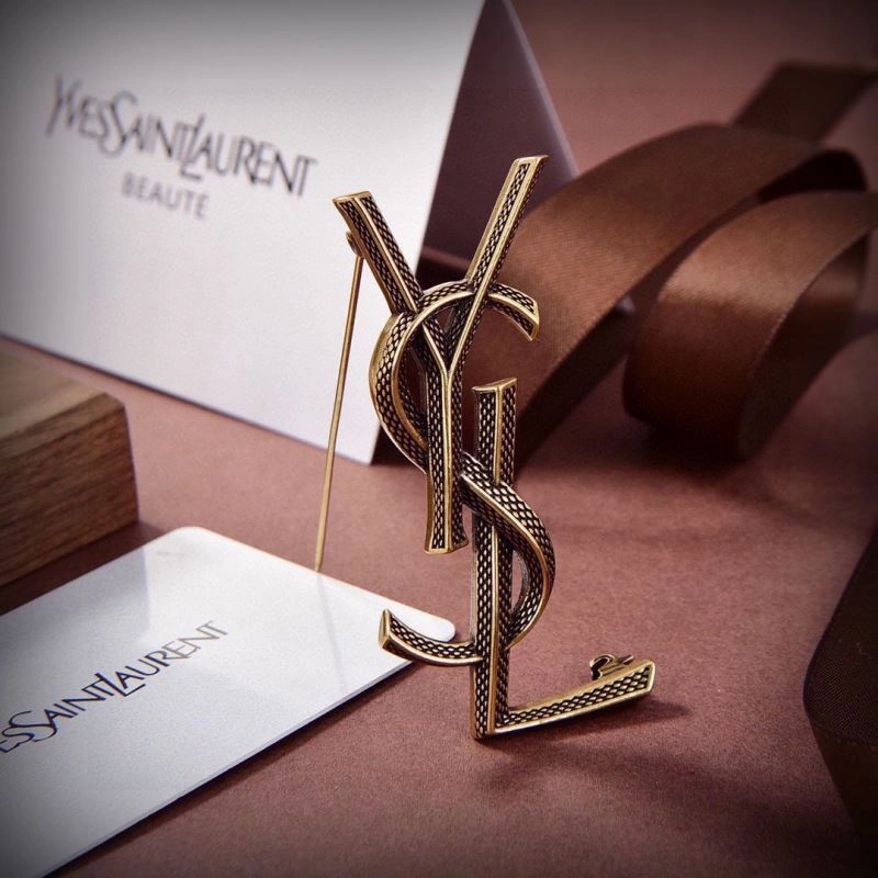 UrbanChic Ysl Brooches 212704