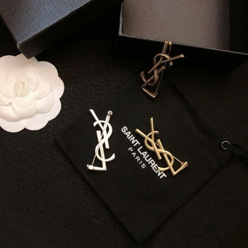 Neat Ysl Brooches 211501