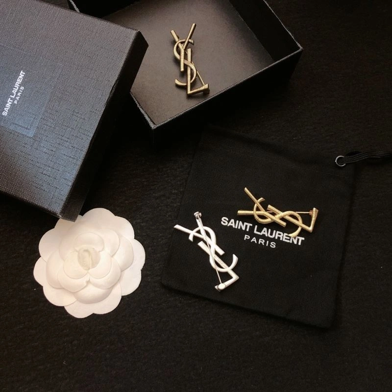 Neat Ysl Brooches 211501