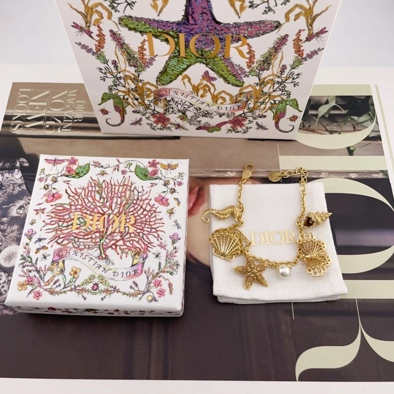 Fashionable Ysl Brooches 210191