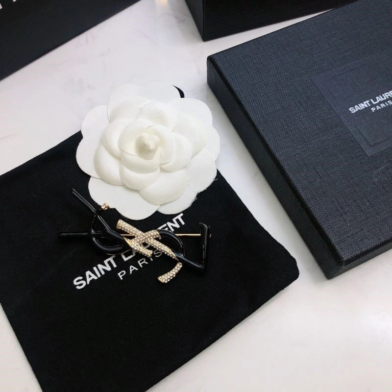 EasyMatch Ysl Brooches 210172