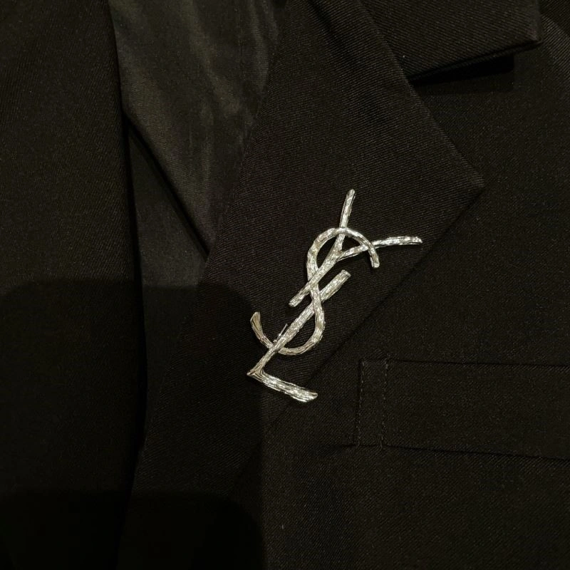 Versatile Ysl Brooches 208987