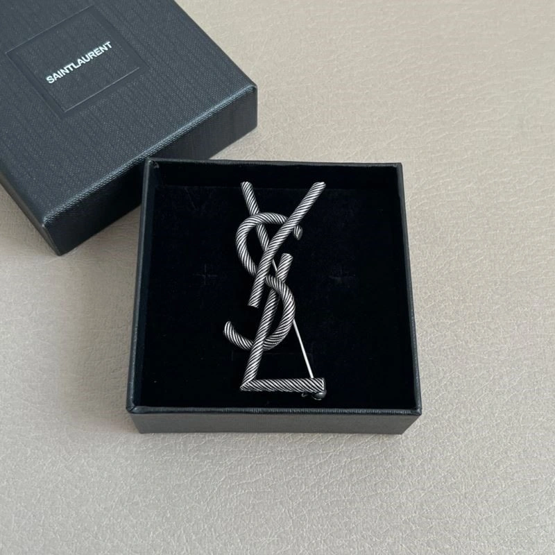 Ysl Brooches Sophisticated 208246