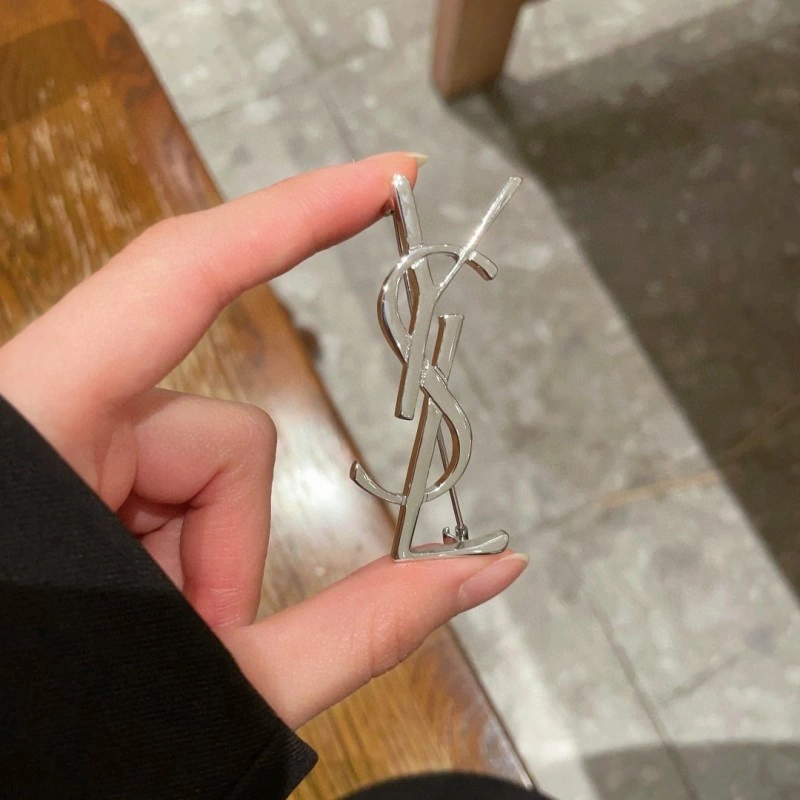 Ysl Brooches Practical 208232