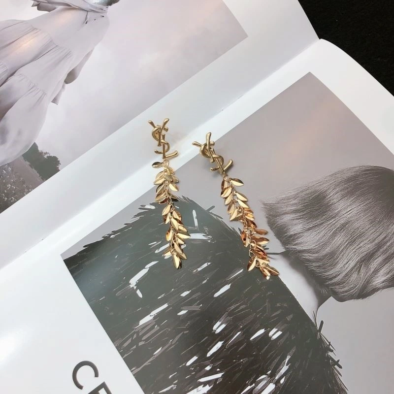 Ysl Earrings Trendsetting 208242